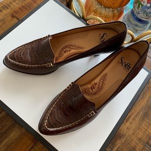 SALE🔔Like new Authentic Sofft